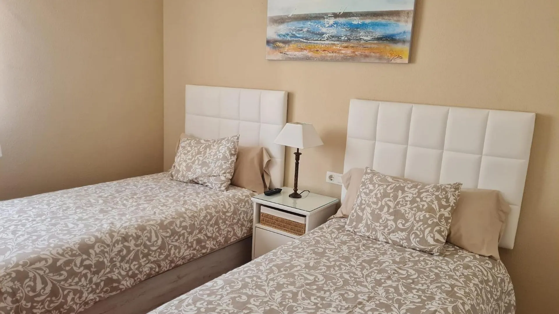 Precioso Apartamento Nuevo En Torreblanca Fuengirola, A 300M De La Playa- Piscina, Gimnasio, Sauna Mijas